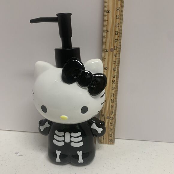 #HelloKitty #WhimsyGoth #SkeletonPumpSoap #RareHalloween #HelloKitty #Halloween - Picture 3 of 8